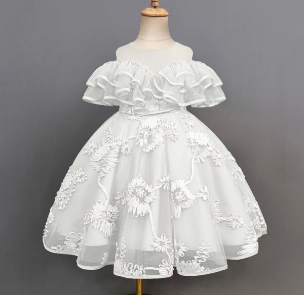 Embroidery dress white