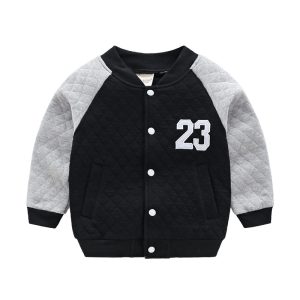 Bomber Jacket: Elevate Your Style with Timeless Aviation-Inspired Outerwear