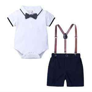 Adorable Bowtied White Short-Sleeved Boys' Cloth Set